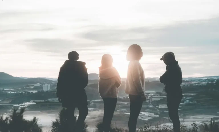 4 Friends Group DP