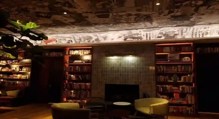 Dc Lounges
